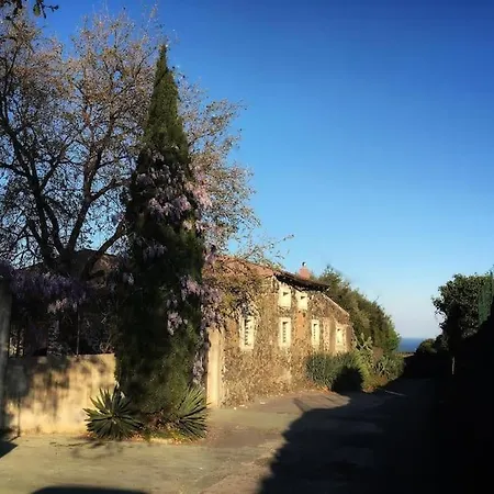 펜션 L'aranceto 아치레알레