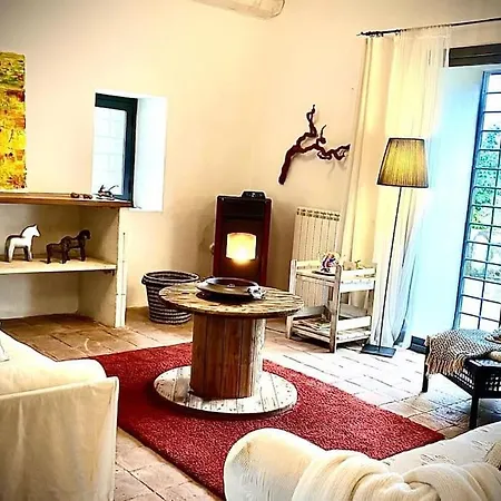 L'aranceto 펜션 아치레알레